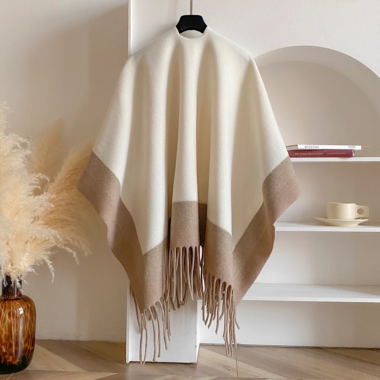 Poncho à carreaux effet cachemire – Blanc