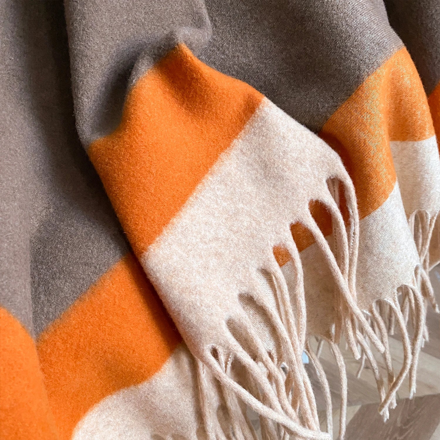 Poncho effet cachemire – Marron