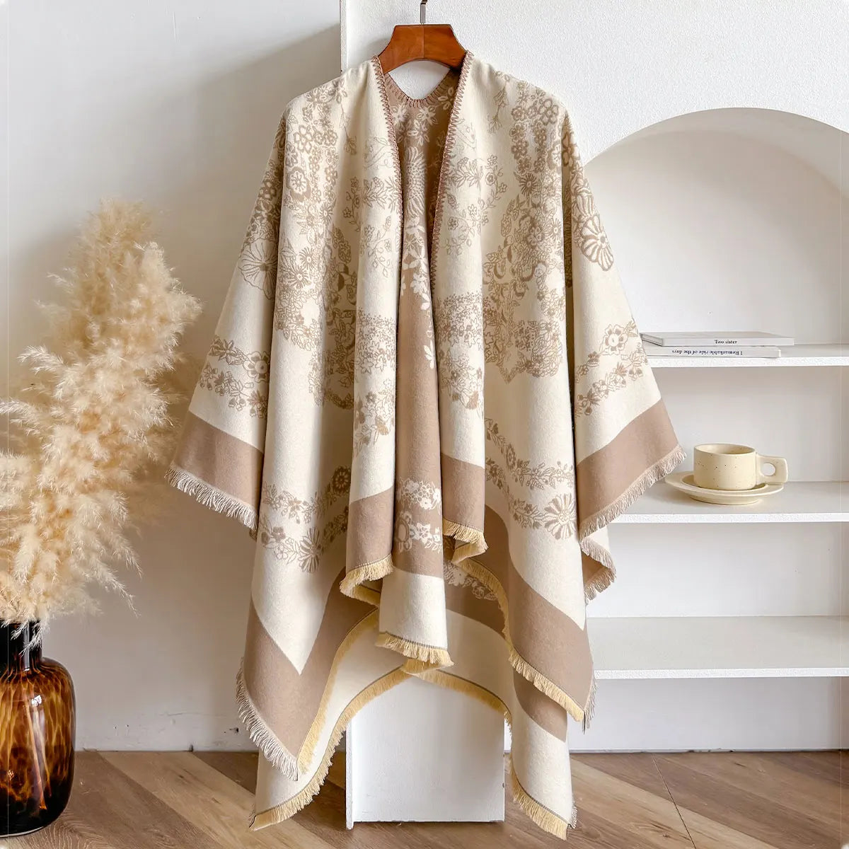Poncho réversible effet cachemire à motif floral - Beige