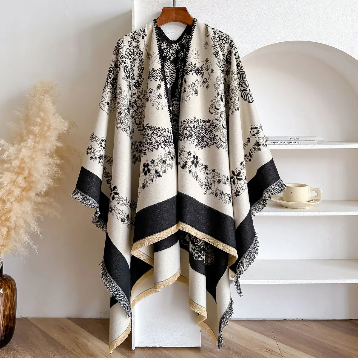 Poncho réversible effet cachemire à motif floral - Noir