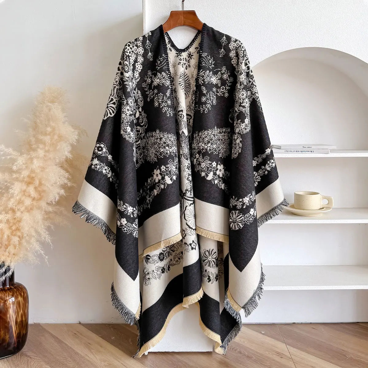 Poncho réversible effet cachemire à motif floral - Noir